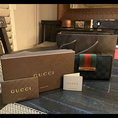 does gucci have warranty on wallets|gucci customer service phone number.